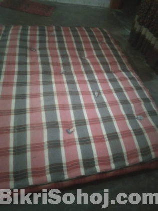 জাজিম বিক্রি হবে